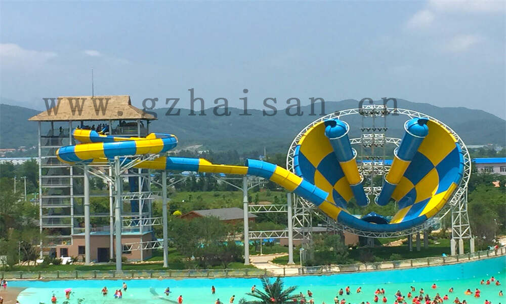 AI融合科技与欢乐:水上乐园设备的创新融合